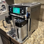 Máy Pha Cà Phê Tự Động Delonghi Primadonna Esam 6900 photo review