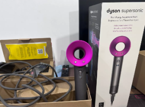 Máy sấy tóc Dyson Supersonic HD08 photo review