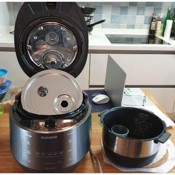 Nồi Cơm Điện Cao Tần Cuckoo KHTS1060FD - Ảnh 3