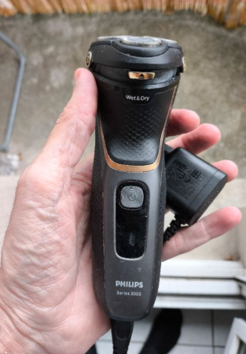 Máy Cạo Râu Philips Series 3000, Nhập Đức, BH 12 Tháng photo review