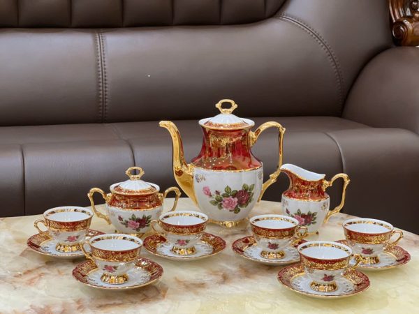 Bộ Trà Sứ Tiệp Màu Trắng Viền Đỏ Họa Tiết Hoa Hồng ACCA68
