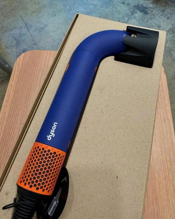 Máy Tạo Kiểu Tóc Dyson HD18 - Hình ảnh 3