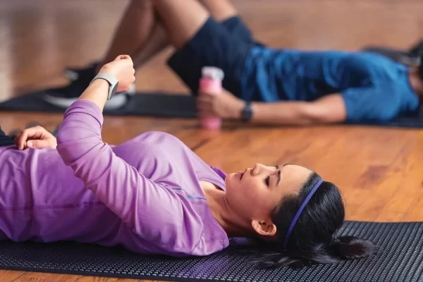 Đồng Hồ Thông Minh Fitbit Versa - Hình ảnh 7