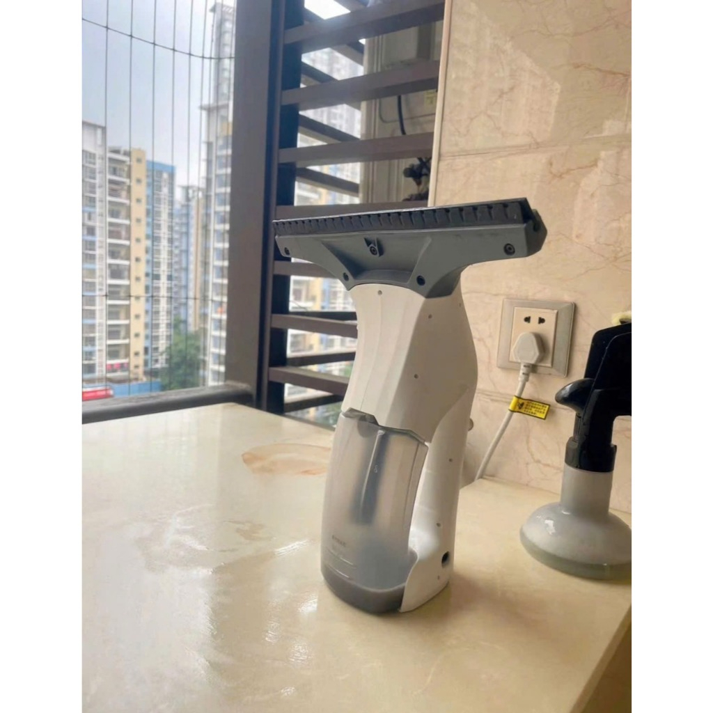 Máy Lau Kính KARCHER WV1 Plus - Hình ảnh 8