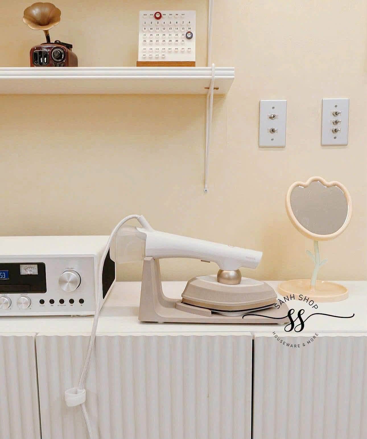 Bàn Ủi Philips OneTurn GC213