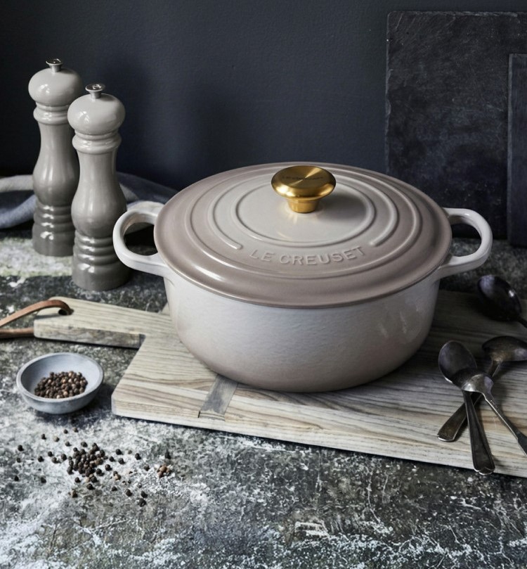 Nồi Gang Le Creuset 18cm / 20cm / 22cm / 24cm / 26cm - Hình ảnh 5